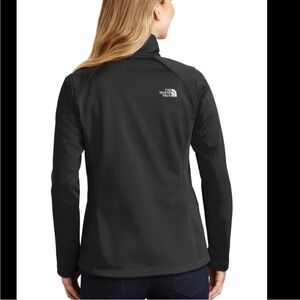 The North Face Women’s Black Full-Zip Fleece Jacket M Like New